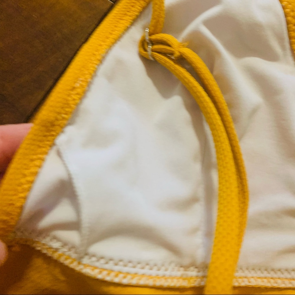 Cupshe Yellow Ruffle Triangle Bikini Top - Picture 4 of 4